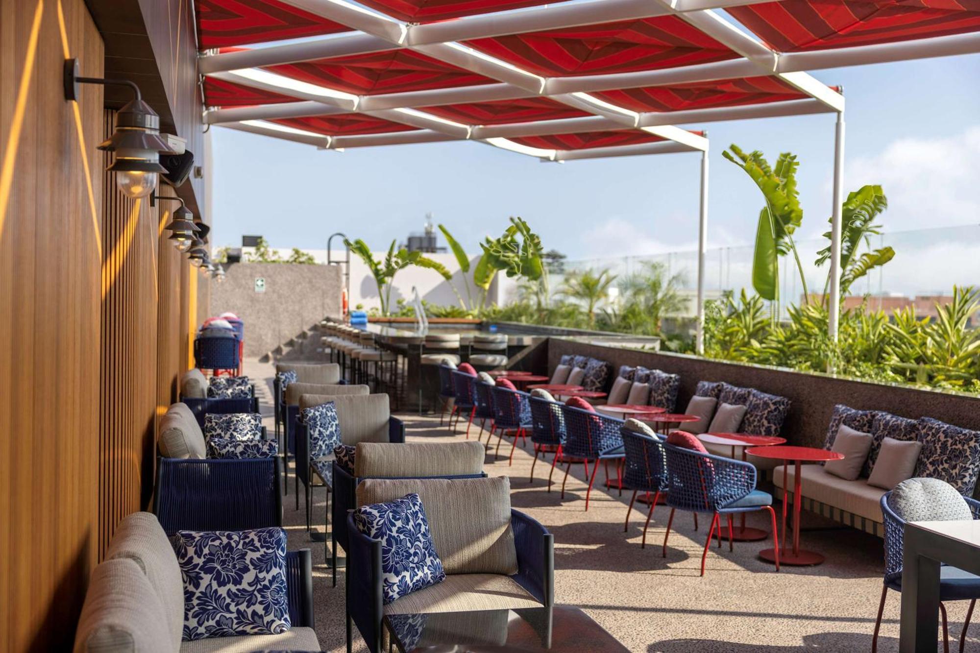 Doubletree By Hilton Lima San Isidro Hotell Exteriör bild