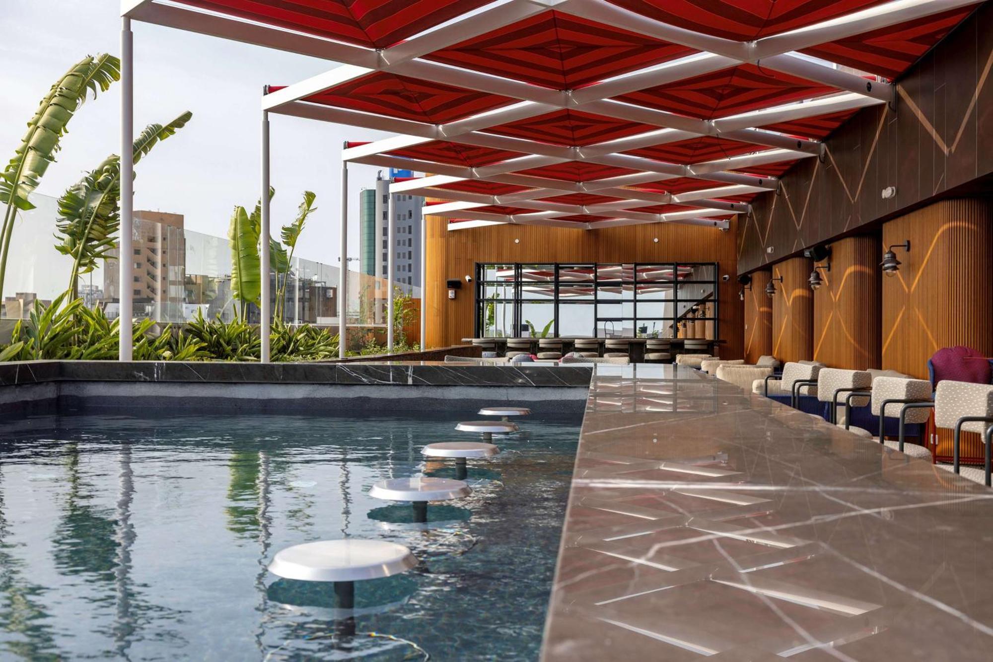Doubletree By Hilton Lima San Isidro Hotell Exteriör bild