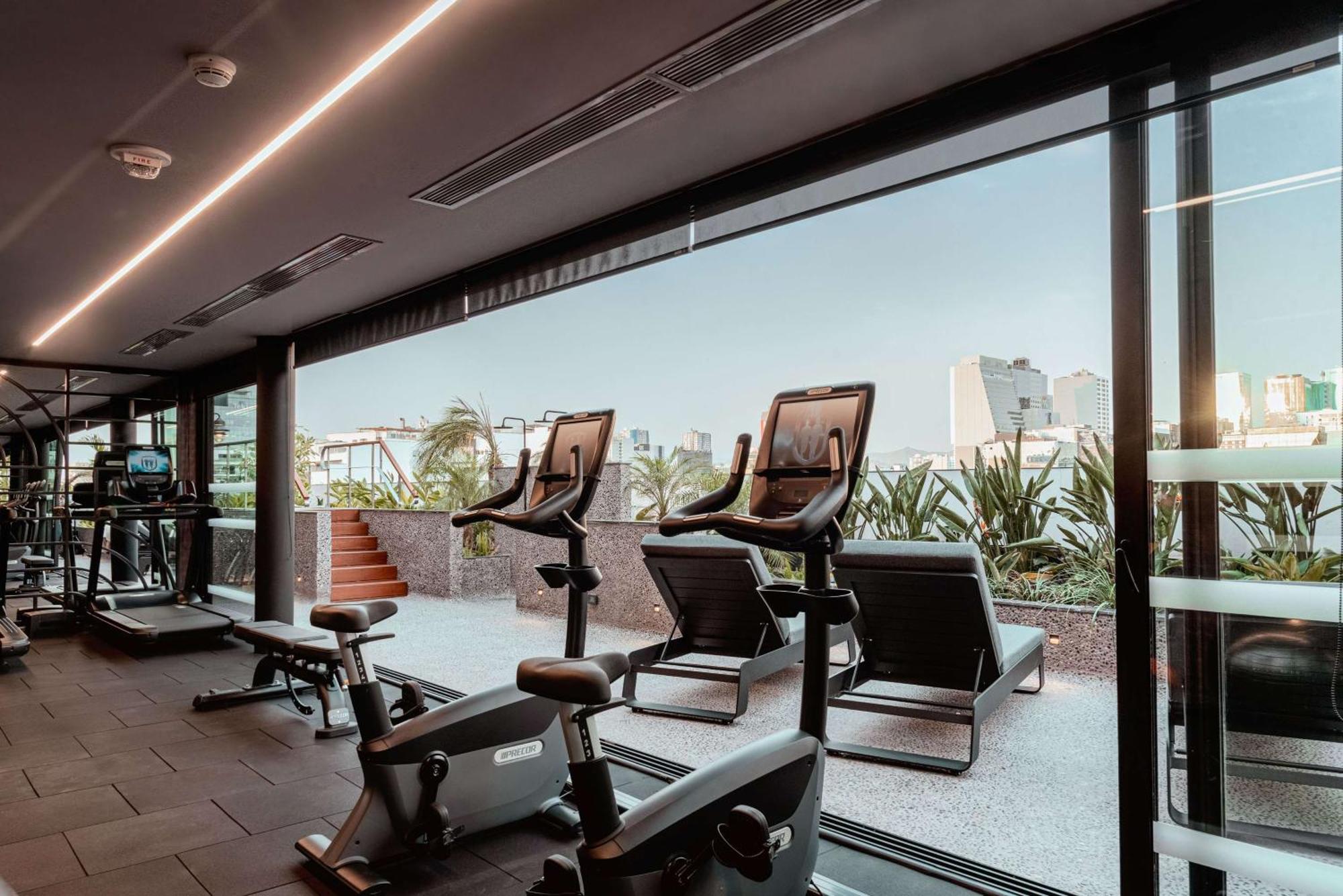 Doubletree By Hilton Lima San Isidro Hotell Exteriör bild