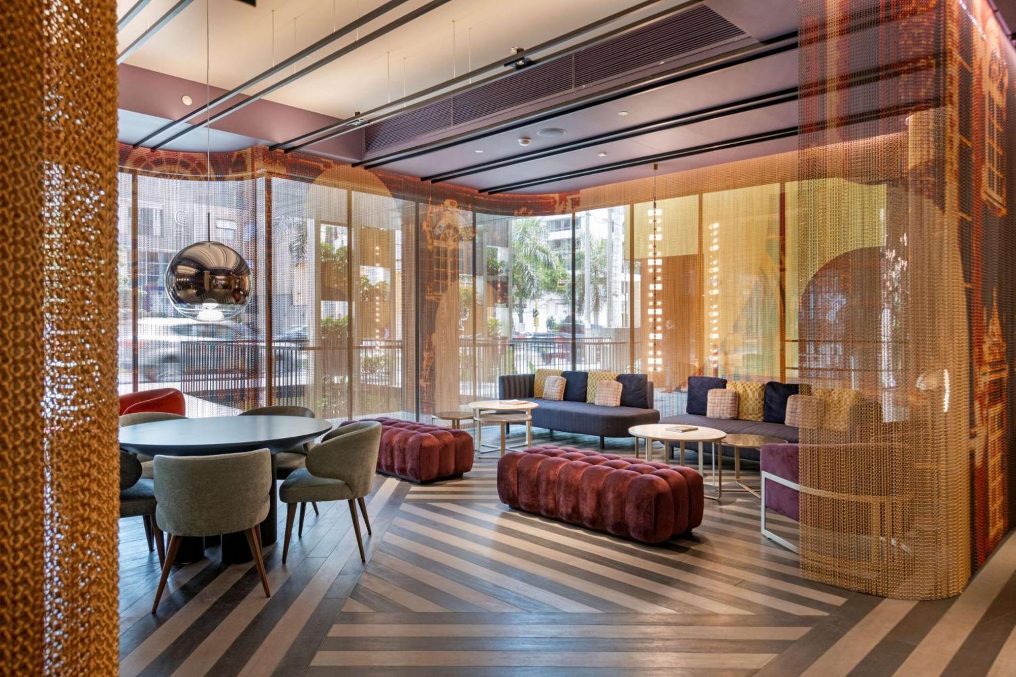 Doubletree By Hilton Lima San Isidro Hotell Exteriör bild